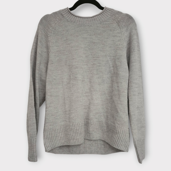 BANANA REPUBLIC Essential Pullover Sweater, Large, Heather Gray - Picture 3 of 6